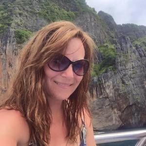 Meet your Posher, Calista